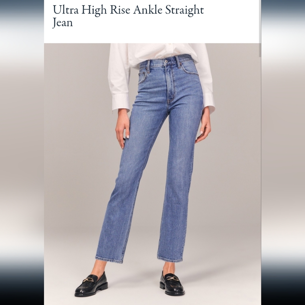 Abercrombie and Fitch Ultra High Ankle Straight Jean size 27/4 R